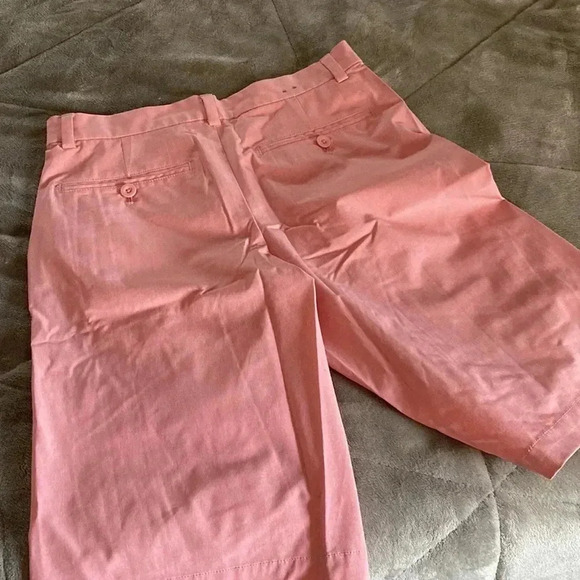 Vineyard Vines Performance Boys shorts size 14 - Picture 3 of 3